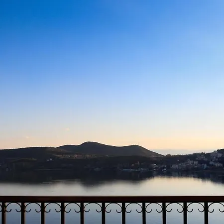 Deluxe View Kastoria