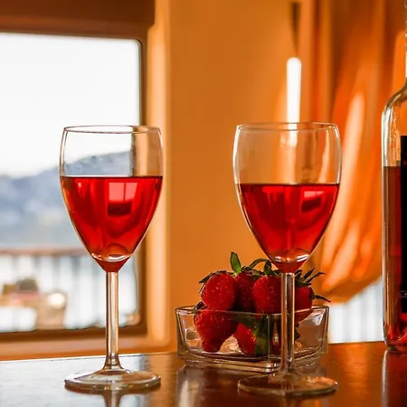 Deluxe View Apartment *