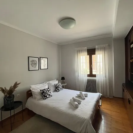 Deluxe View * Kastoria